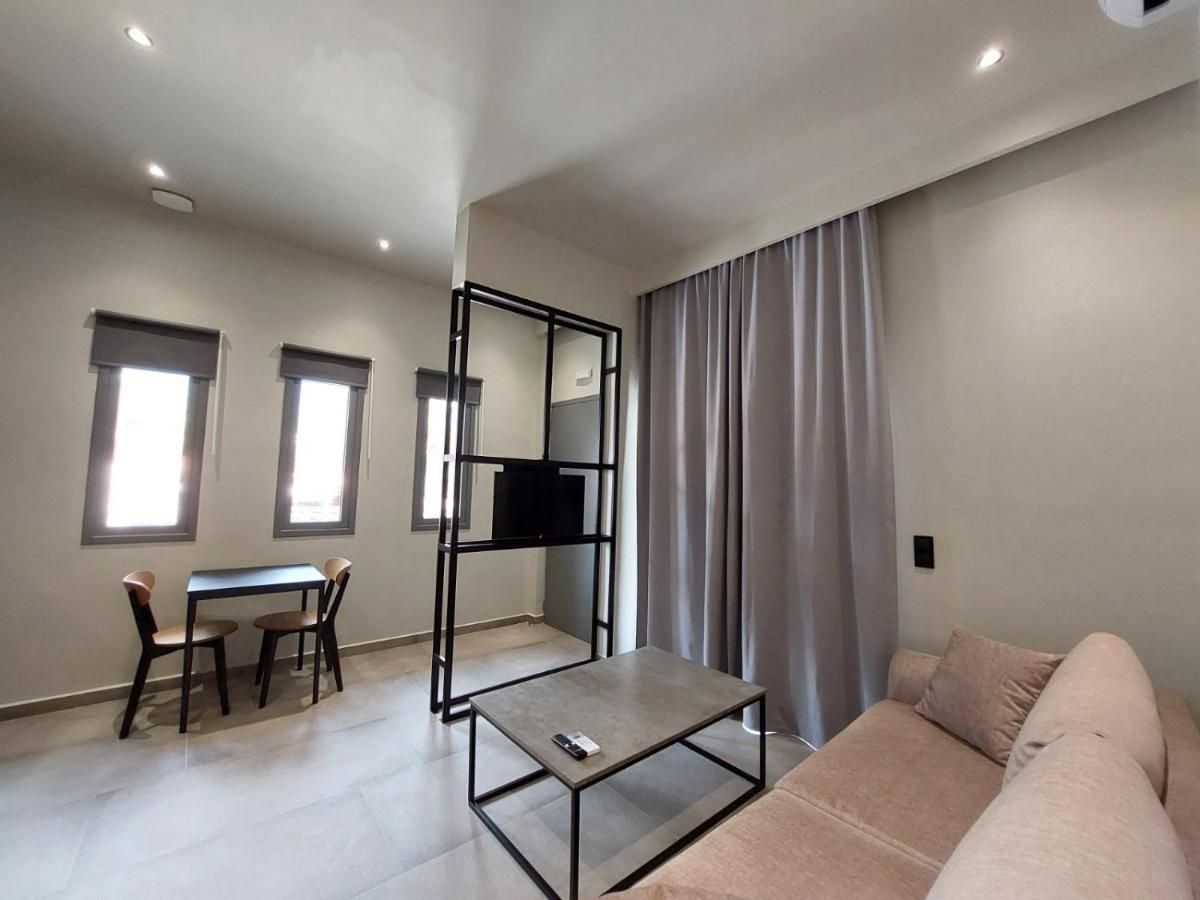 Rea'S Luxury Apartments Stoúpa Exteriér fotografie