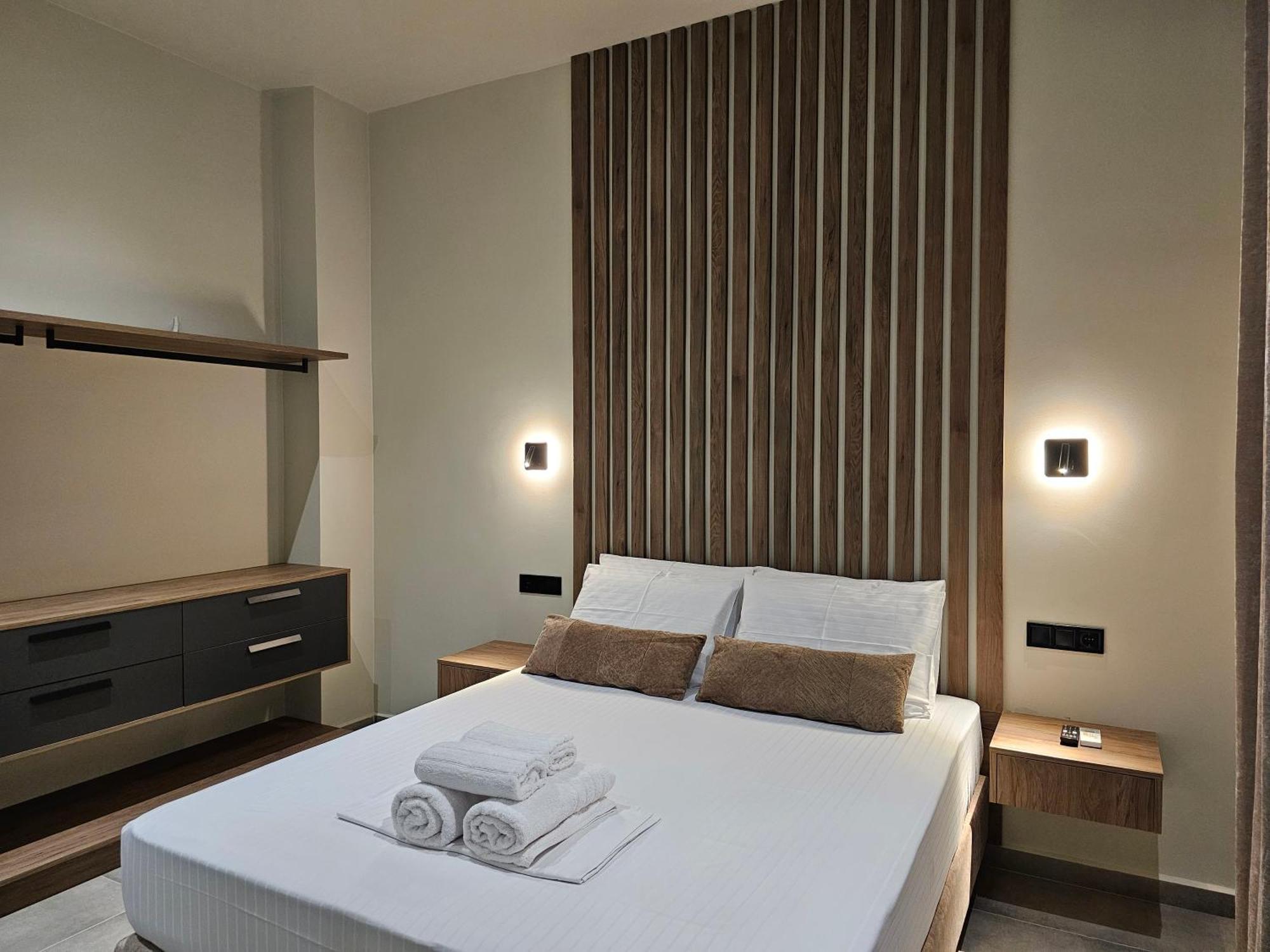Rea'S Luxury Apartments Stoúpa Exteriér fotografie